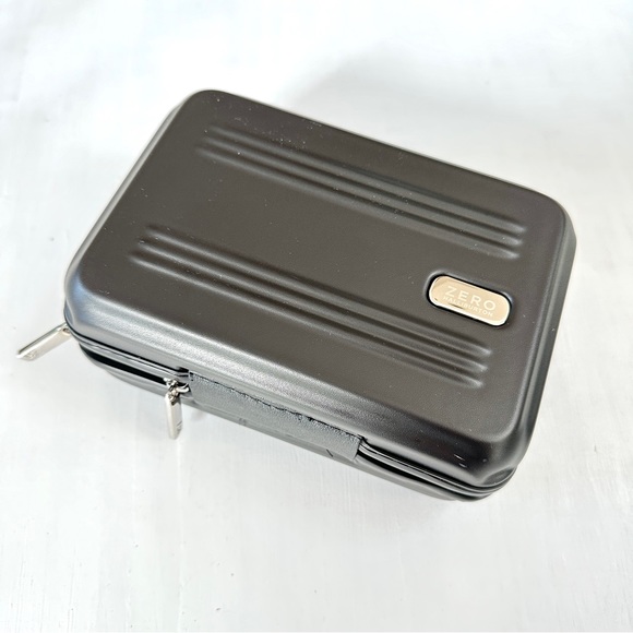 New Zero Halliburton semi-hard case from Japan Airlines JAL First Class travel - Picture 2 of 6